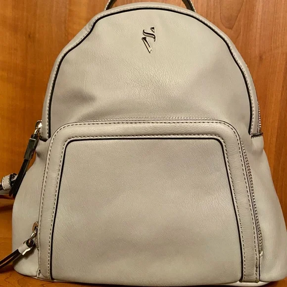 Vera Wang Bags Simply Vera Backpack Poshmark